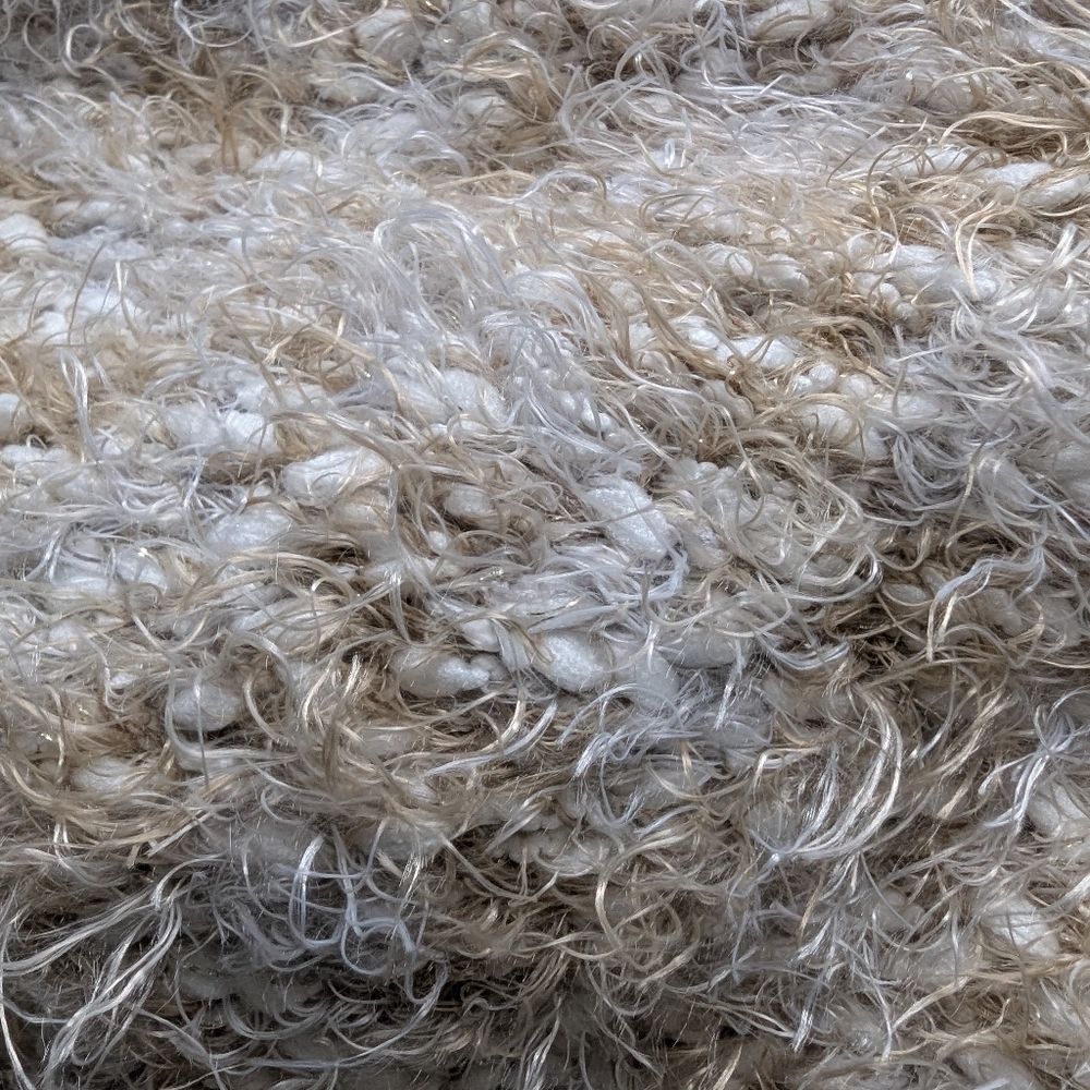 NWT -Mixit Fuzzy Infinity Scarf - Picture 4 of 4